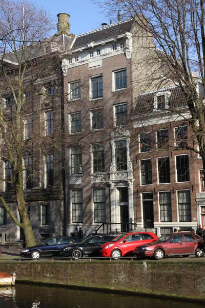 Kloveniersburgwal 31 (&copy; Walther Schoonenberg)