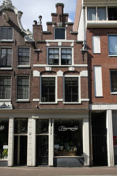 Haarlemmerdijk 49 (&copy; Walther Schoonenberg)