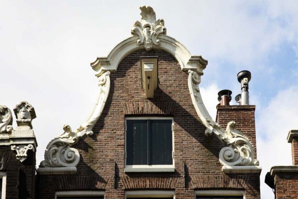Haarlemmerdijk 47 (&copy; Walther Schoonenberg)