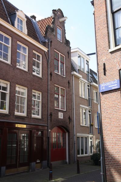 Driehoekstraat 14 (&copy; Walther Schoonenberg)
