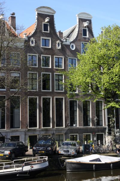 Keizersgracht 580-582 (&copy; Walther Schoonenberg)