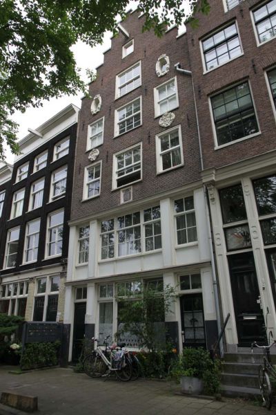 Kattenburgergracht 9 (&copy; Walther Schoonenberg)