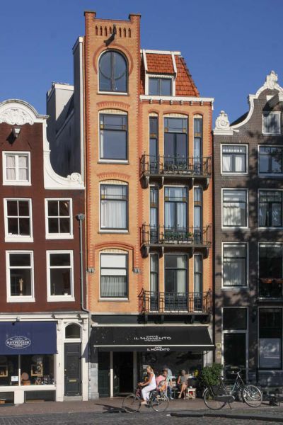 Singel 180 (&copy; Walther Schoonenberg)