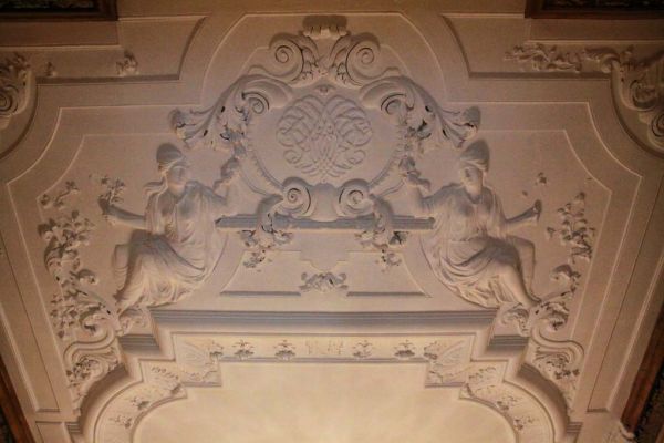 Kloveniersburgwal 31. Stucwerkplafond achterkamer toegeschreven aan Ignatius van Logteren
