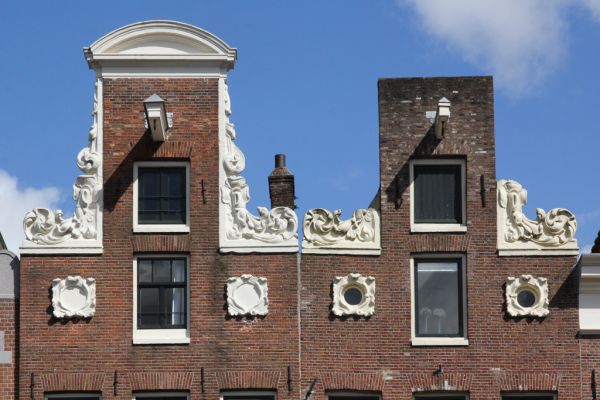 Geveltoppen toegeschreven aan Anthonie Turck (&copy; Walther Schoonenberg)