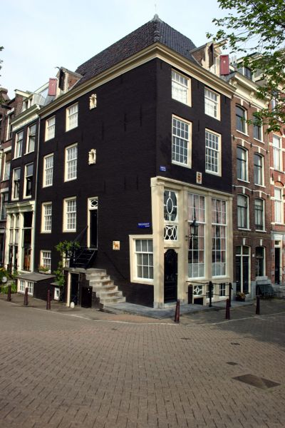Amstel 284 (&copy; Walther Schoonenberg)