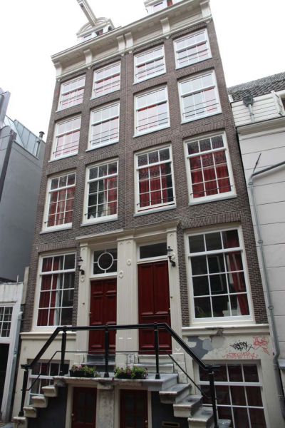 Bergstraat 2-4 (&copy; Walther Schoonenberg)