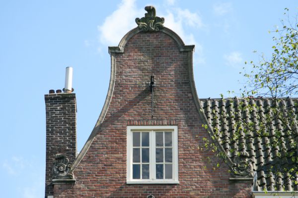 E�n van de herplaatste toppen. (&copy; Walther Schoonenberg)