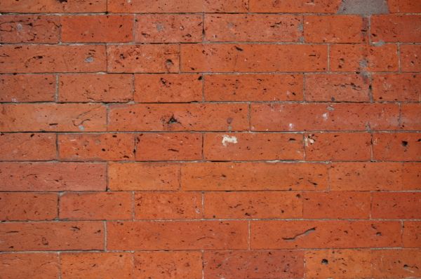 Origineel metselwerk met geslepen bakstenen en voegwerk met extreem dunne voegen uit de 17de eeuw