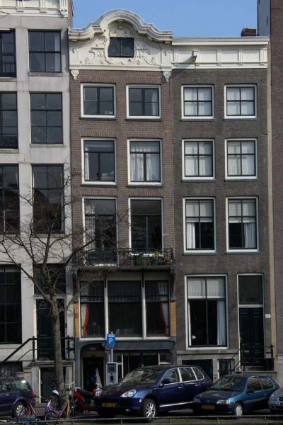 Keizersgracht 329 en 331 (&copy; Walther Schoonenberg)