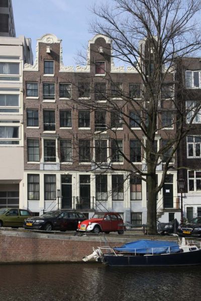 Nieuwe Keizersgracht 15-19 (&copy; Walther Schoonenberg)