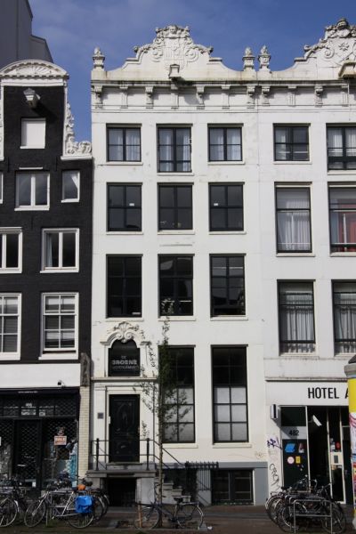 Singel 464 en 462 (gedeeltelijk) (&copy; Walther Schoonenberg)