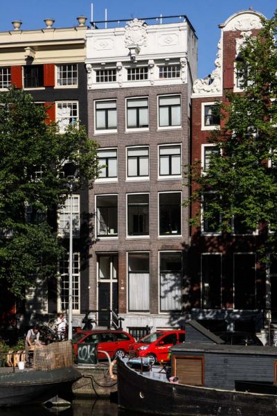 Singel 30 (&copy; Walther Schoonenberg)