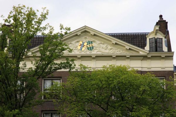 Lijst en fronton (&copy; Walther Schoonenberg)