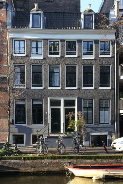 Groenburgwal 20-22 (&copy; Walther Schoonenberg)