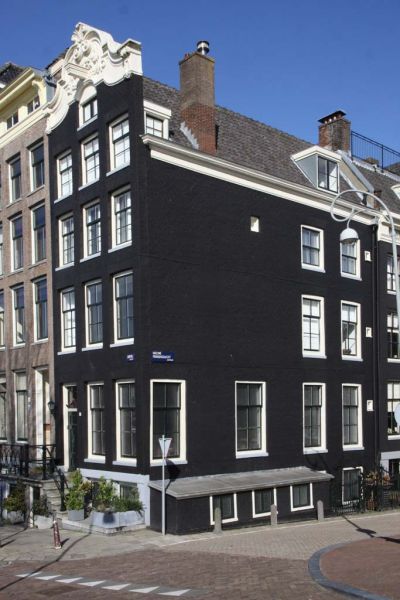 Amstel 101 hoek Nieuwe Prinsengracht (&copy; Walther Schoonenberg)