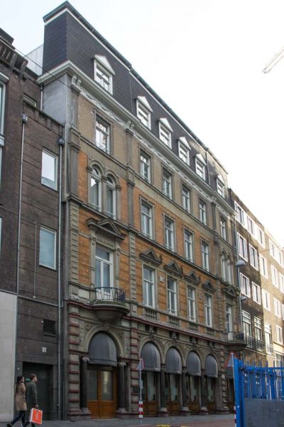 Grand Hotel Krasnapolsky, Warmoesstraat 169 (nieuw adres) (&copy; Walther Schoonenberg)