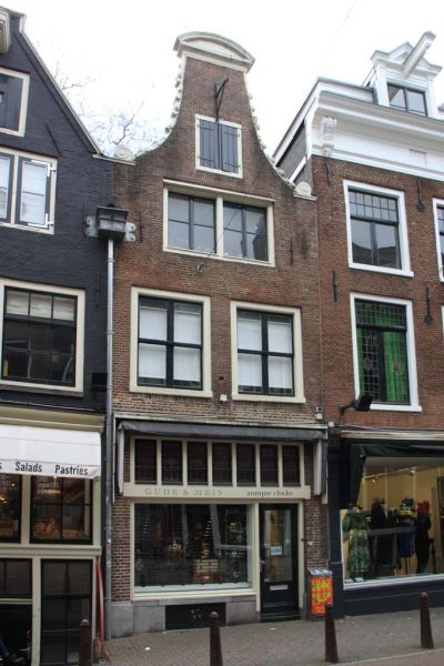 Nieuwe Spiegelstraat 60 (&copy; Walther Schoonenberg)