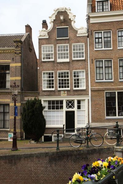 Lauriergracht 2 (&copy; Walther Schoonenberg)