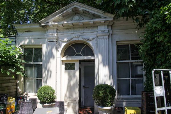 Tuinhuis (&copy; Walther Schoonenberg)