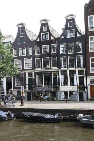 Leidsegracht 51, 53 en 55 (&copy; Walther Schoonenberg)
