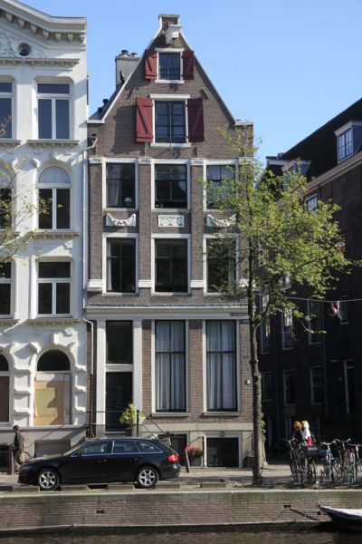 Kloveniersburgwal 55 (&copy; Walther Schoonenberg)
