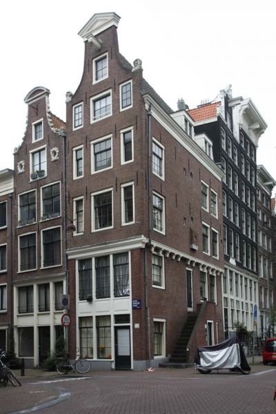 Buiten Wieringerstraat 2-4 (&copy; Walther Schoonenberg)