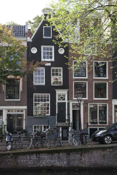 Reguliersgracht 76 (&copy; Walther Schoonenberg)