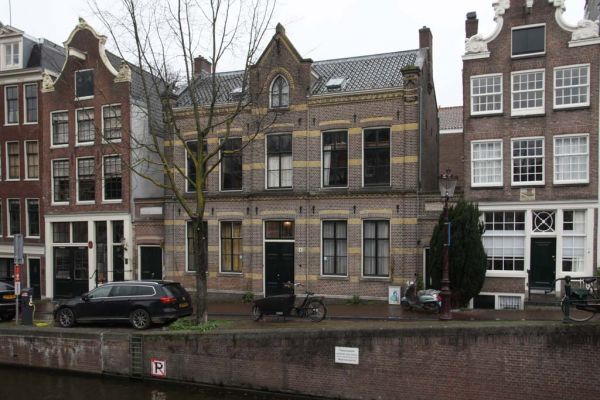 Lauriergracht 4 (&copy; Walther Schoonenberg)