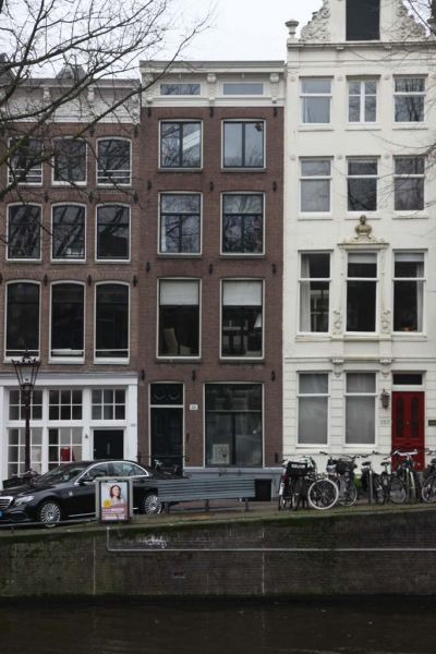 Keizersgracht 351 (&copy; Walther Schoonenberg)