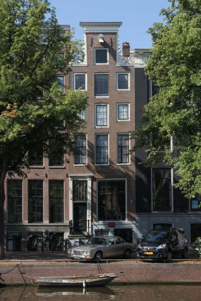 Keizersgracht 574 (&copy; Walther Schoonenberg)