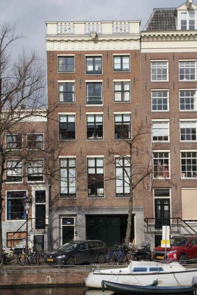Keizersgracht 679 (&copy; Walther Schoonenberg)
