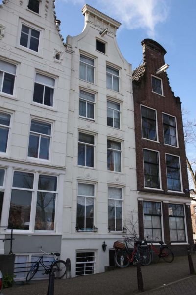 Amstel 236 (&copy; Walther Schoonenberg)