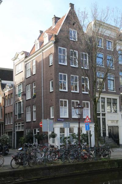 Brouwersgracht 17 hoek Langestraat (&copy; Walther Schoonenberg)