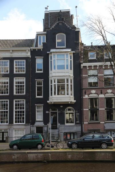 Herengracht 113 (&copy; Walther Schoonenberg)