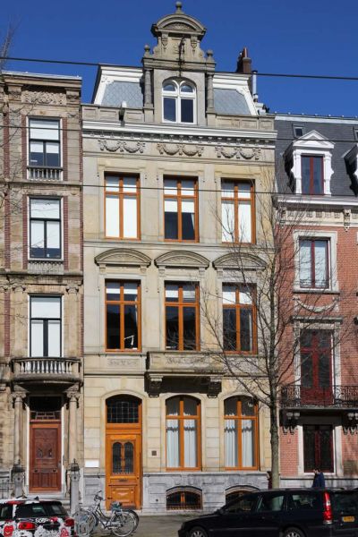 Sarphatistraat 9 (&copy; Walther Schoonenberg)