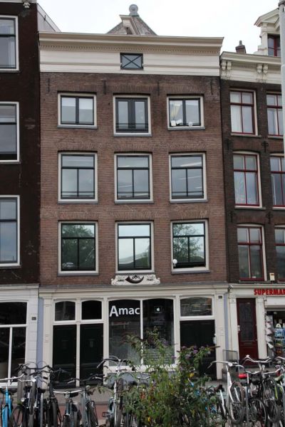 Prins Hendrikkade 25 (&copy; Walther Schoonenberg)