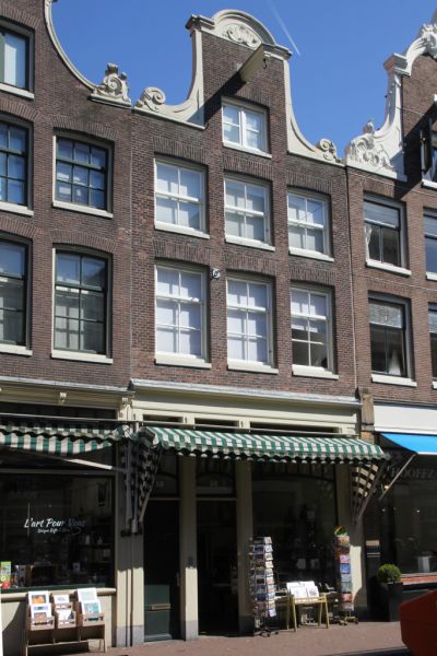 Haarlemmerdijk 56 (&copy; Walther Schoonenberg)