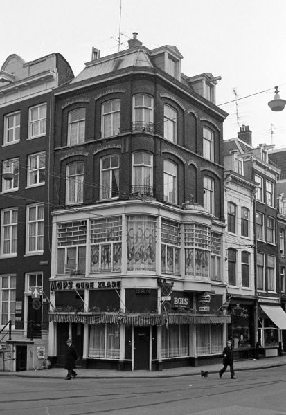 Utrechtsestraat 19 hoek Herengracht