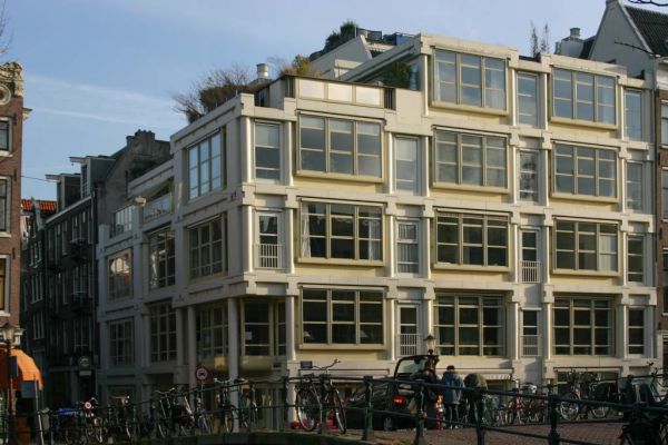 Keizersgracht 359-363 (&copy; Walther Schoonenberg)