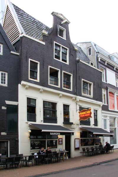 Spui 3 (&copy; Walther Schoonenberg)