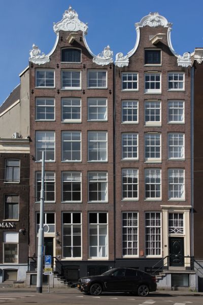 NZ Voorburgwal 296-298 (&copy; Walther Schoonenberg)
