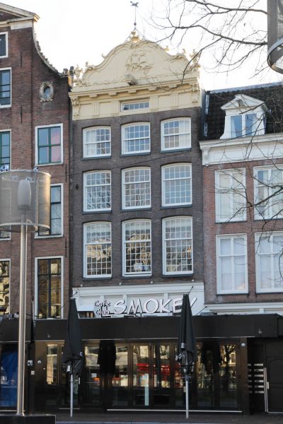 Rembrandtplein 20 (&copy; Walther Schoonenberg)