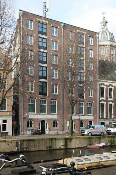 Geldersekade 20-24 (&copy; Walther Schoonenberg)