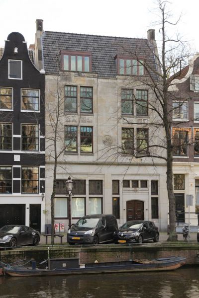 Keizersgracht 213 (&copy; Walther Schoonenberg)