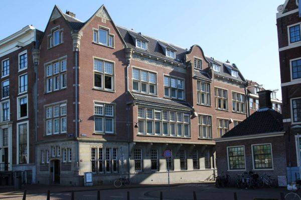 Prins Hendrikkade 159 (&copy; Walther Schoonenberg)