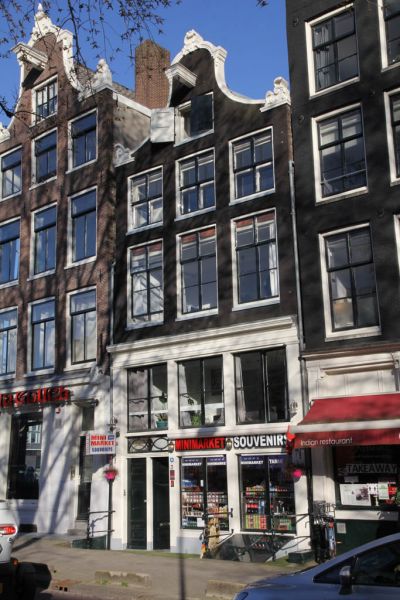 Geldersekade 3 (&copy; Walther Schoonenberg)