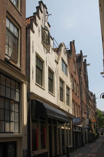 Barndesteeg 7-9 (&copy; Walther Schoonenberg)