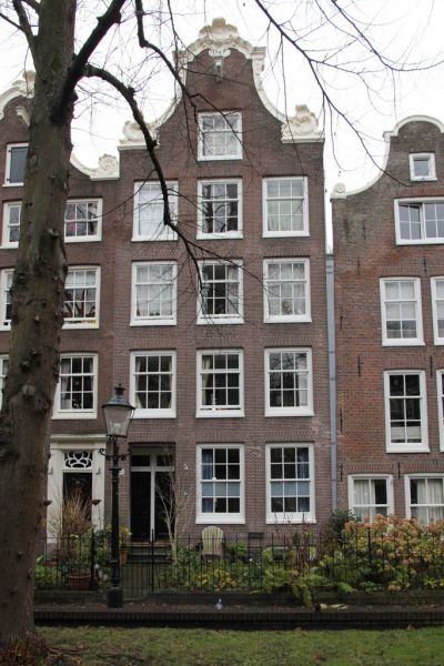 Begijnhof 40 (&copy; Walther Schoonenberg)
