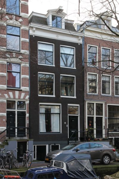 Egelantiersgracht 11 (&copy; Walther Schoonenberg)